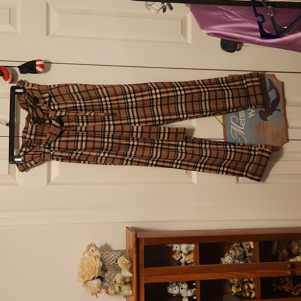 Like an ANGEL high waisted plaid pants.